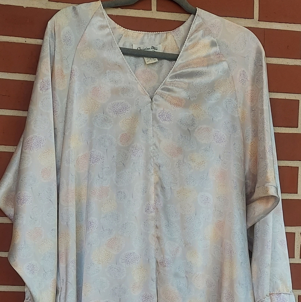 Christian Dior Robe Lounge wear  Intimates  Size Medium Zipper front